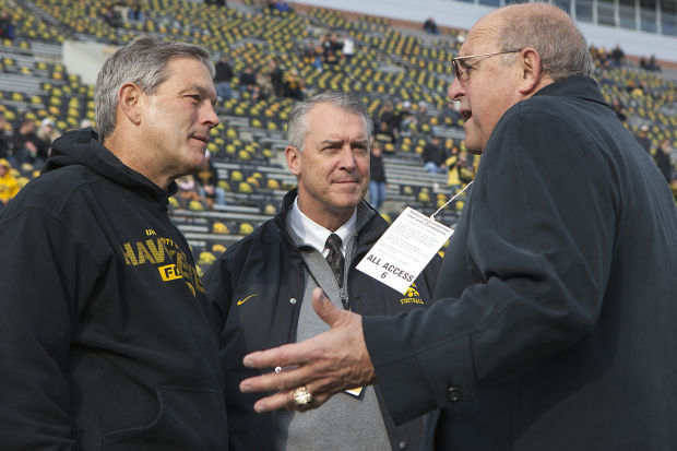110213-iowa-football